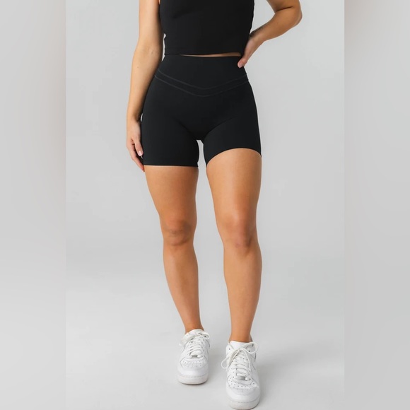 Vitality Pants - Vitality Ascend II Volley Short